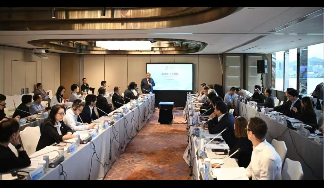 1764301401446397.jpg 732147643.jpg